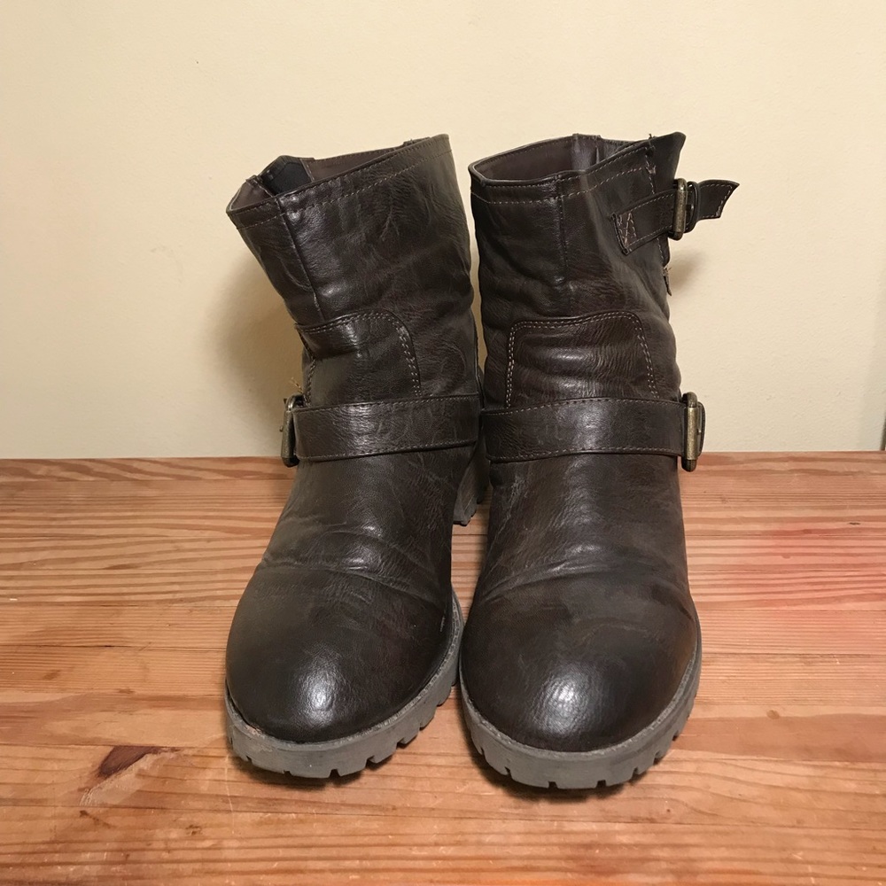 Maurices strap Ankle Boots Buckle Faux Suede plus
